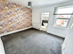 Photo 27- click for photo gallery